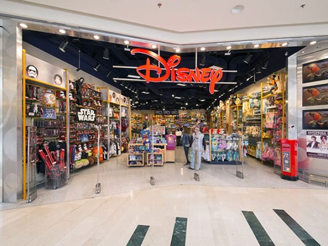 Disney Store Roma Est